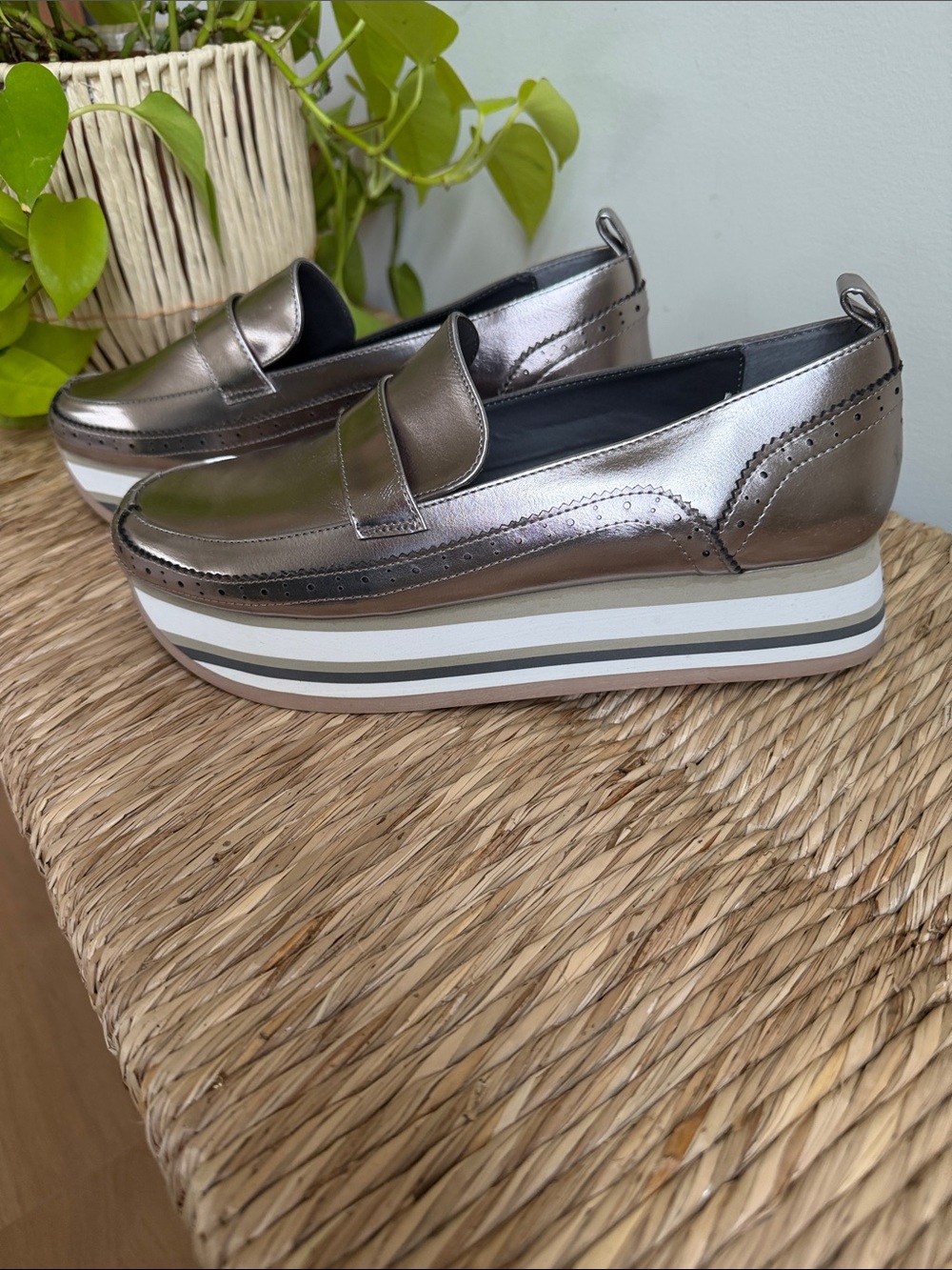 Crown & Ivy Booker Metallic Bronze Platform Penny Loafers Size 10